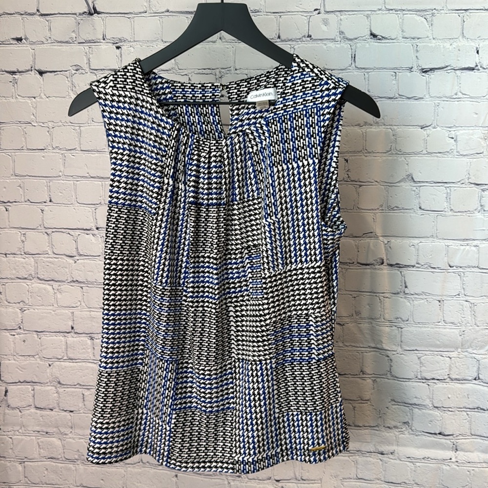 Calvin Klein Sleeveless Top M